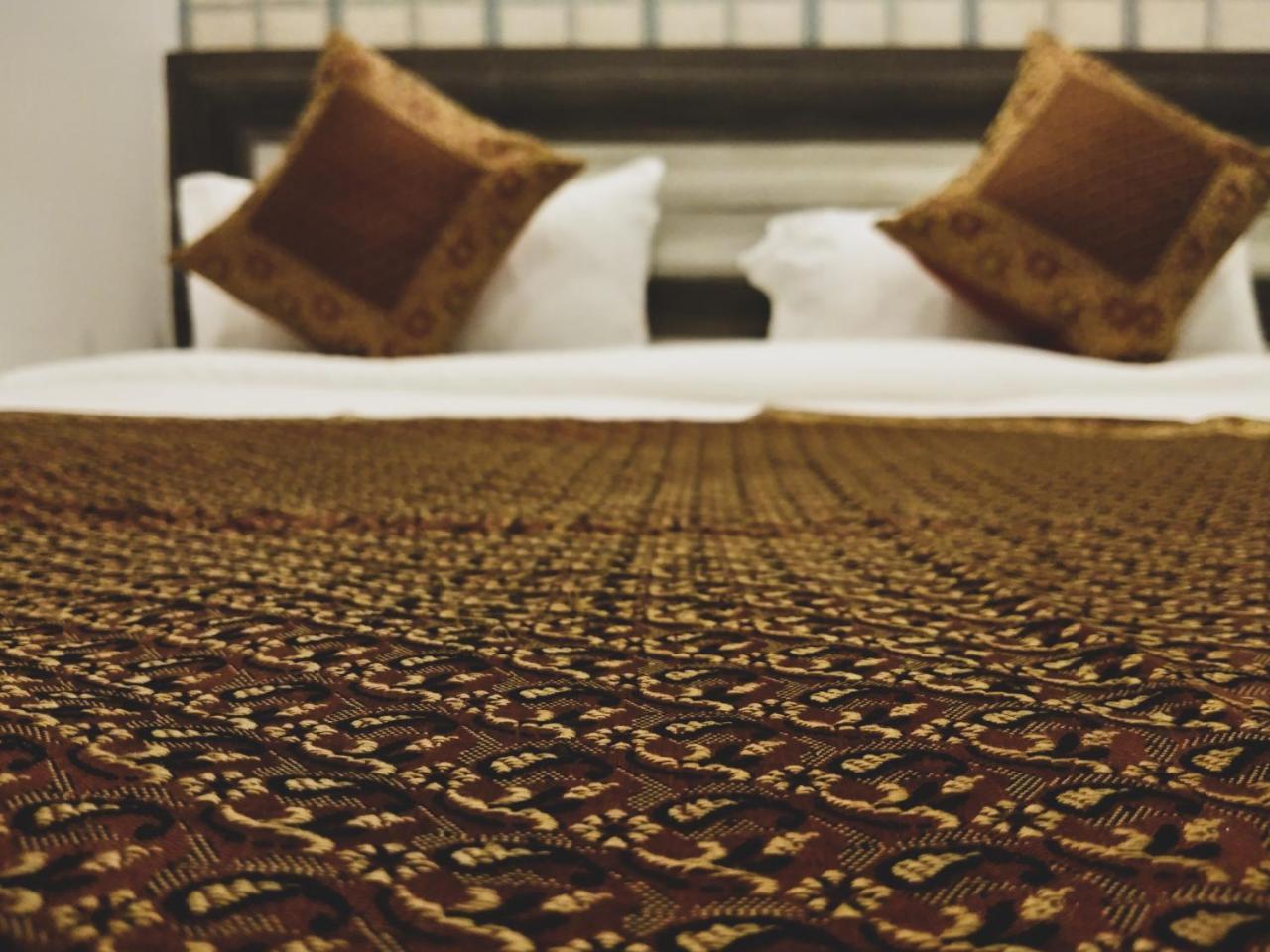 Dwivedi Hotels Hotel Elena Waranasi Zewnętrze zdjęcie