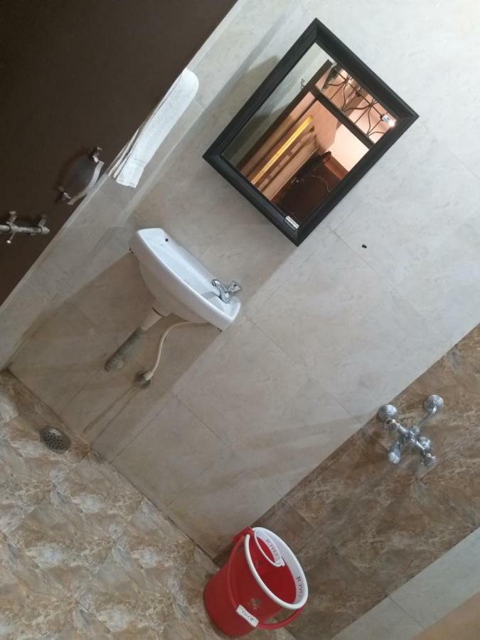 Dwivedi Hotels Hotel Elena Waranasi Zewnętrze zdjęcie